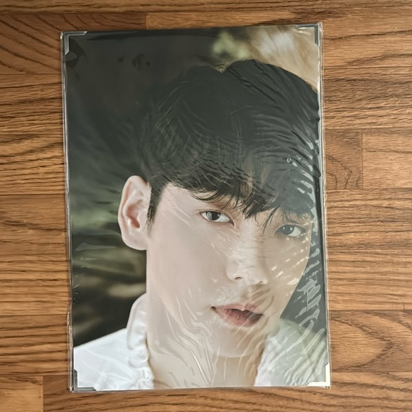 Soobin Tomorrow x Together TXT ACT:LOVESICK Premium Photo K-pop Idol Collector - Picture 1 of 4